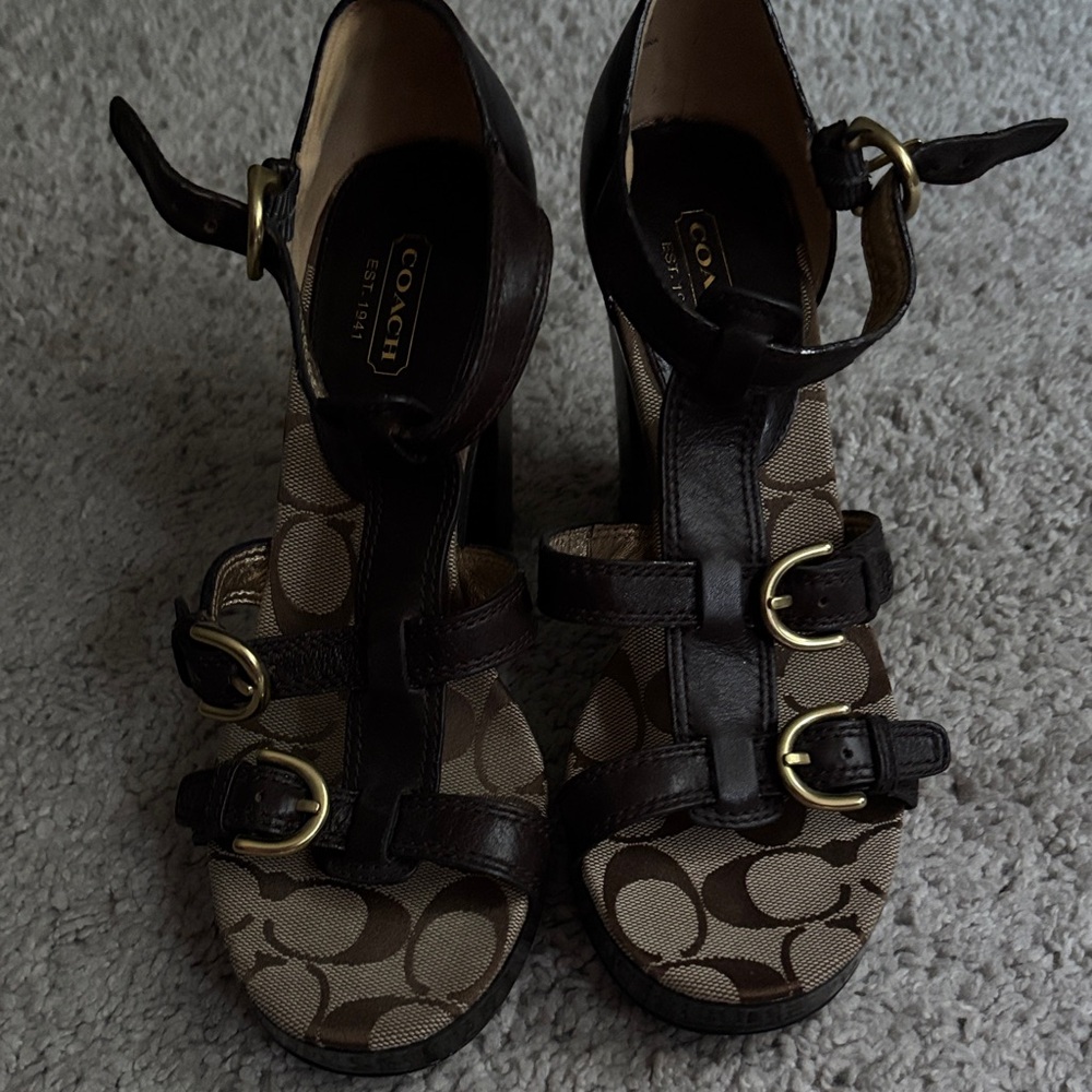 Coach Women's Dark Brown and Tan Heels